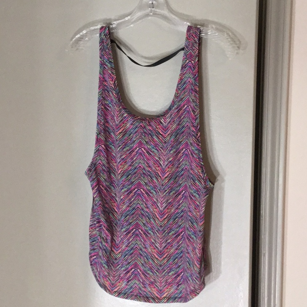 Material Girl Ladies top; size medium.
